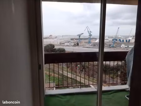 t3 de 56m² vue mer et montagne - résidence consolat 358 chemin du littoral 13015 marseille