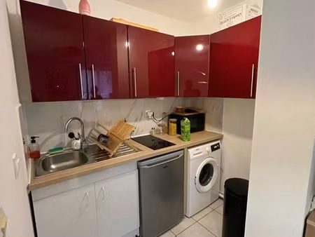 location – studio meublé rénové – 21 m² – lille – secteur station caulier