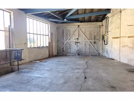 location stationnement  80 m² t- à le creusot  380 €
