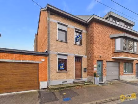 *** plus de visite possible *** maison 3 chambres avec jardi