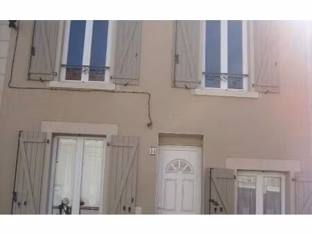 location maison  m² t-3 à lizy-sur-ourcq  825 €