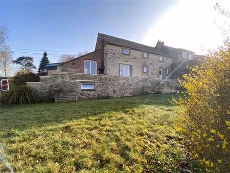 impeccable maison villageoise 4 ch tout juste rénovée!