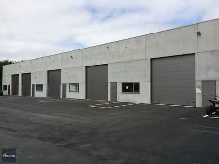 loods 270 m² voor stockage