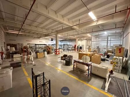 magazijn 350m² met goederenlift