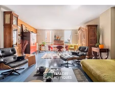 maison d'architecte avec terrasses et jardin