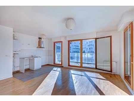 appartement 3 pièces avec balcon plein sud !