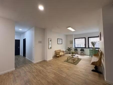 local professionnel - 16.03m²
