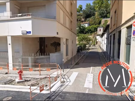 garage parking à louer lyon