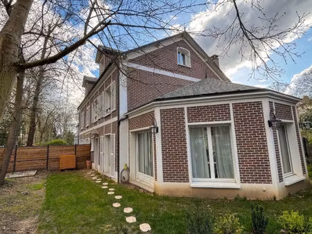 maison neuve 2024 - familiale /231 m² / 5 chs / sous-sol total / jardin / meublee