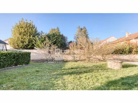 maison à vendre à roissy en brie 6 pièce(s) 130 m2