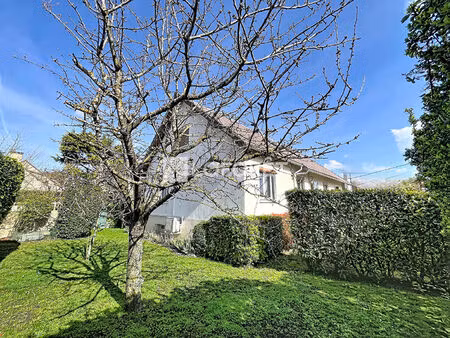 maison bouafle 8 pièce(s) - 200 m2