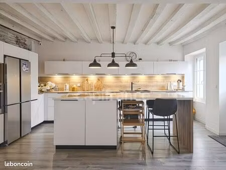 maison 6 pièces 183 m²