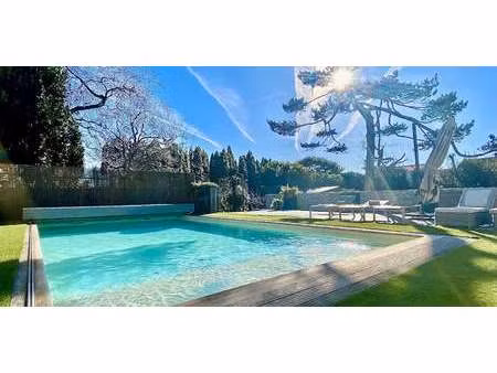 maison contemporaine avec piscine et jardin le bouscat (33)