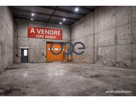 a vendre- aubervilliers - local d'activité de 296 m²