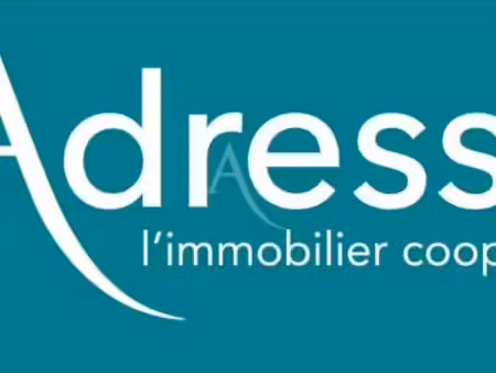 location bureaux et commerces à saint-jean-de-monts (85160) : à louer / 250m² saint-jean-d