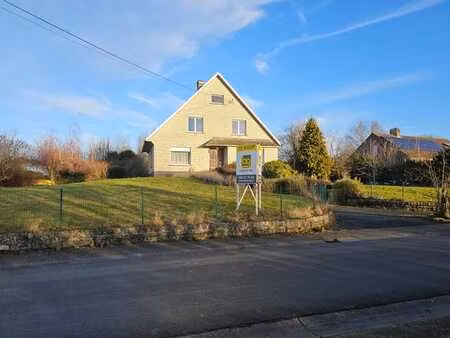 rustig en landelijk gelegen te renoveren landhuis op 26a10ca