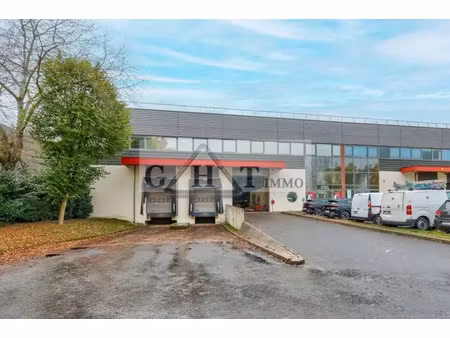 entrepôt bureaux 1998m² saint-thibault-des-vignes