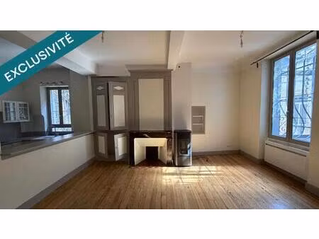 grand appartement de t2 coeur de ville