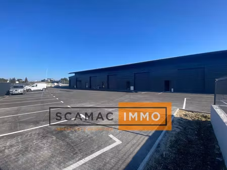 local commercial de 400m²