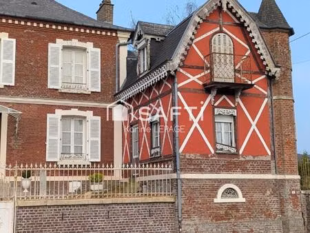 maison de caractère atypique semi mitoyenne