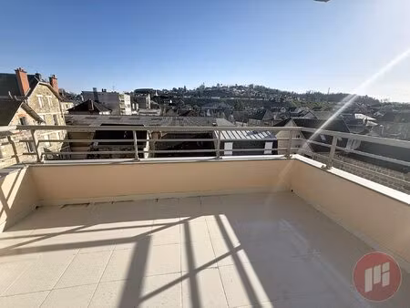 appartement t3 avec terrasse- centre ville