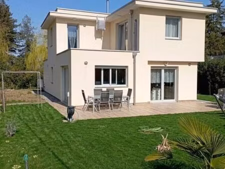 exclusivité – villa contemporaine face au salève – collonges-sous-salève - aux portes de g