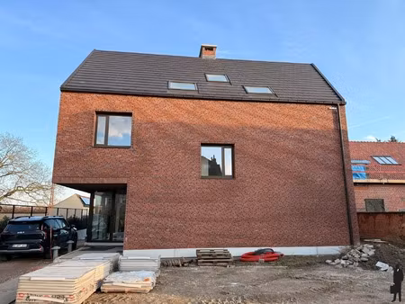 appartement te huur in ranst met 3 slaapkamers