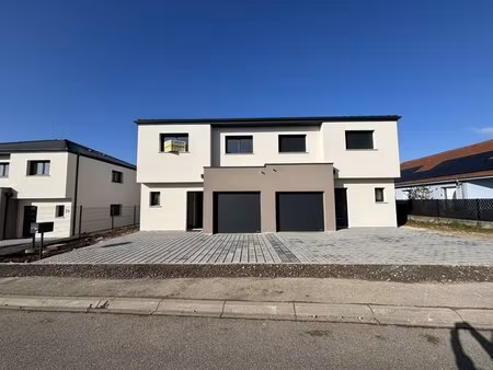 à louer maison 120 91 m² – 1 595 € |coin-lès-cuvry