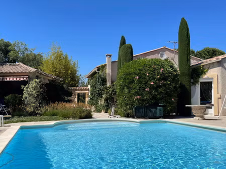 villa de standing à remoulins