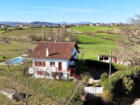 maison de caractère de qualité à saint palais