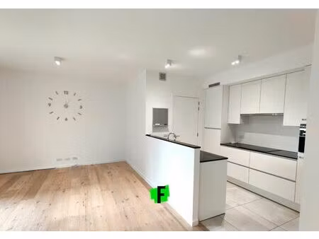 appartement te huur in roeselare met 1 slaapkamer