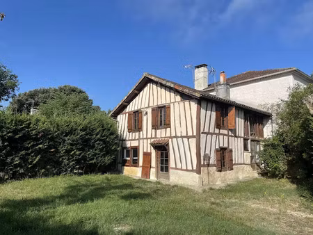 vente maison 4 pièces 108 m² à montréal (32250)  107 500 €