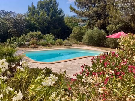 villa haut de gamme à tavernes