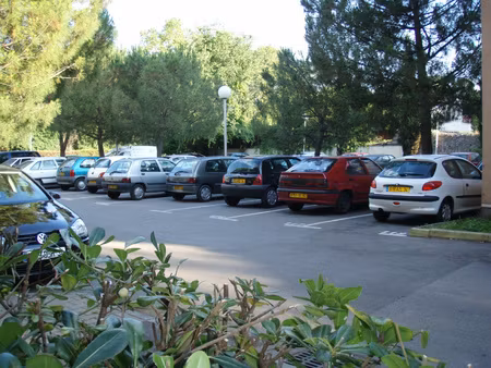 location parking montpellier 34090