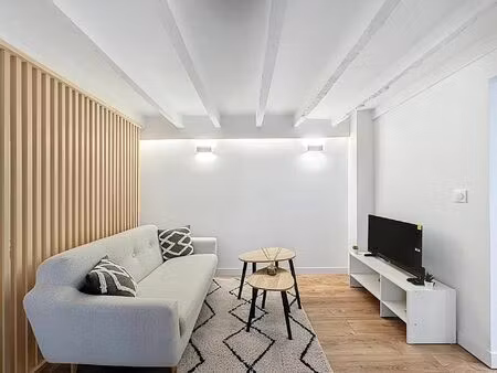 location appartement 1 pièce 25 m² à nice (06000)