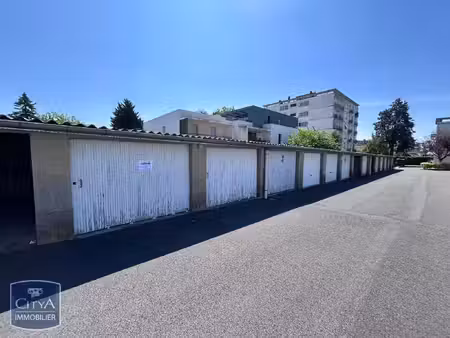 parking à louer - tours (37) - 89€