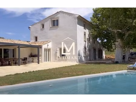 domaine viticole avec bastide en pierre à cotignac aop côtes de provence (bio)