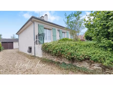 vente maison 7 pièces 140 m² à foëcy (18500)  159 000 €