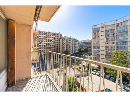 location appartement 4 pièces 81 m² à marseille 5 (13005)