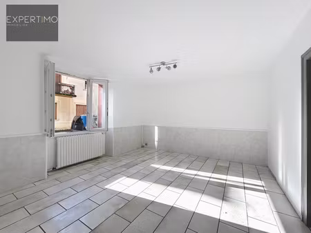 maison de ville avec jardin attenant – 70 m² – toiture neuve