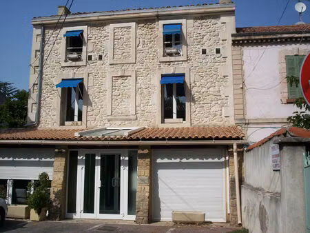 location bureau 170 m² à avignon (84000)