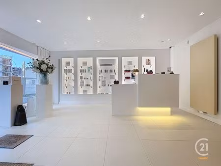 instapklaar handelspand op toplocatie in bruisend centrum