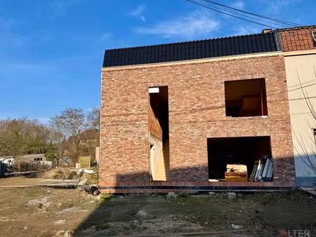 ruime ruwbouwwoning met uitzonderlijk potentieel!