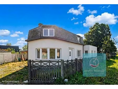 open bebouwing - 6 are 20 ca - 3 slpks - garage - tuin