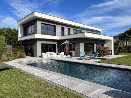 vente maison 6 pièces 232 m² vétraz-monthoux (74100)