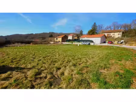 terrain 537m2 pannossas