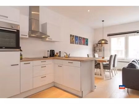 charmant & instapklaar appartement met 2 slpks + terras