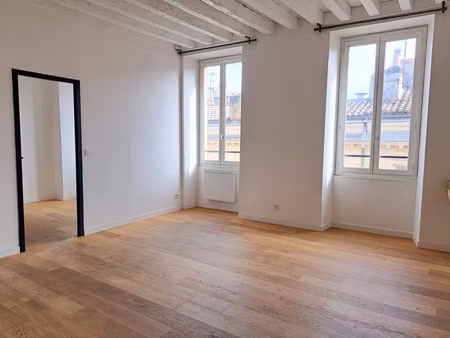 appartement t2 bordeaux centre  41 m²  3ème étage