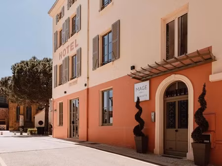 à vendre : charmant immeuble loué au coeur du centre historique de roanne