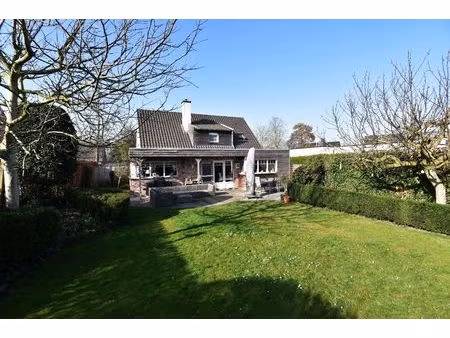 gerenoveerde open bebouwing te koop te lievegem